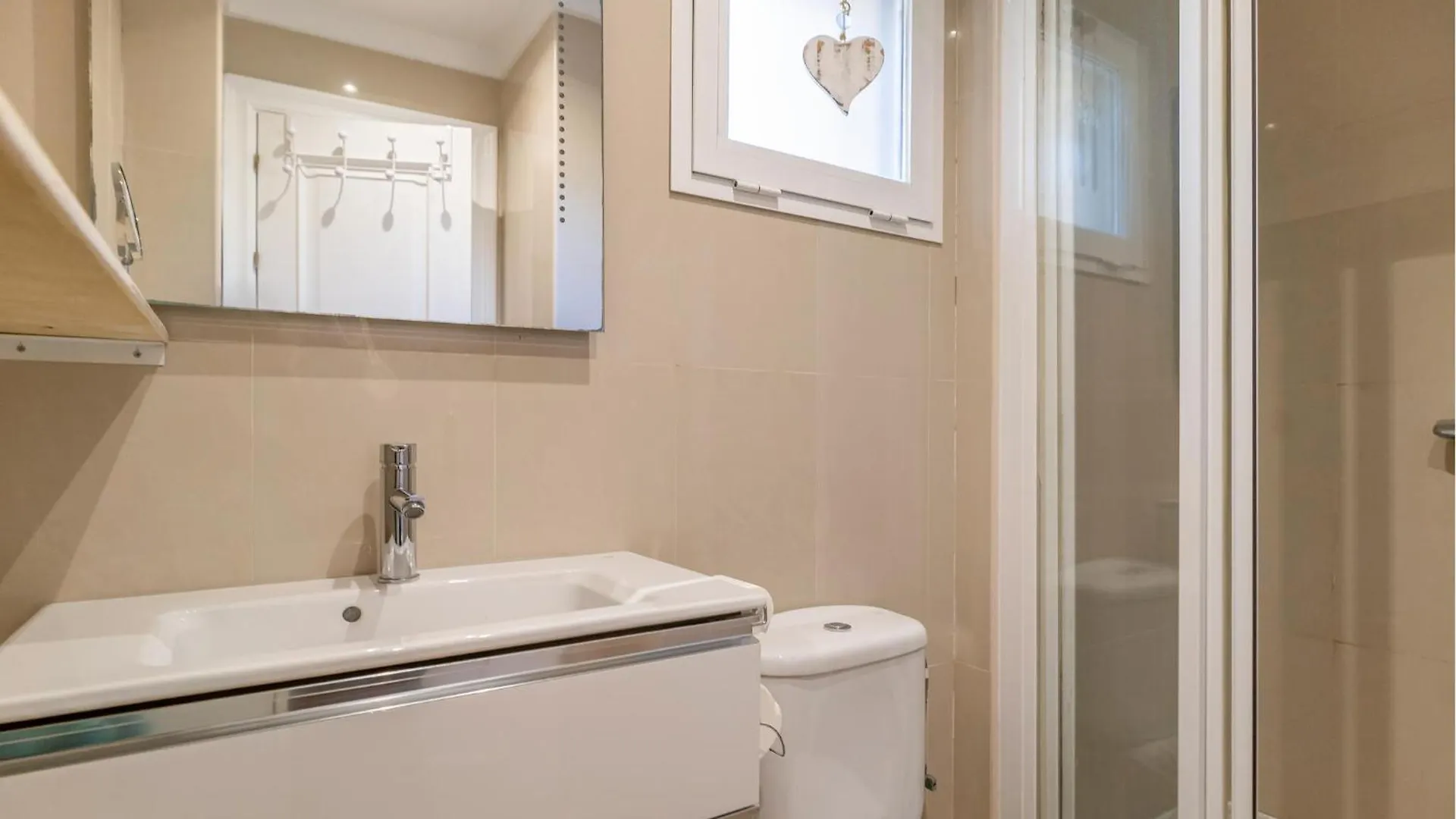 Humera Beautiful Apartment In Las Lagunas De Mijas