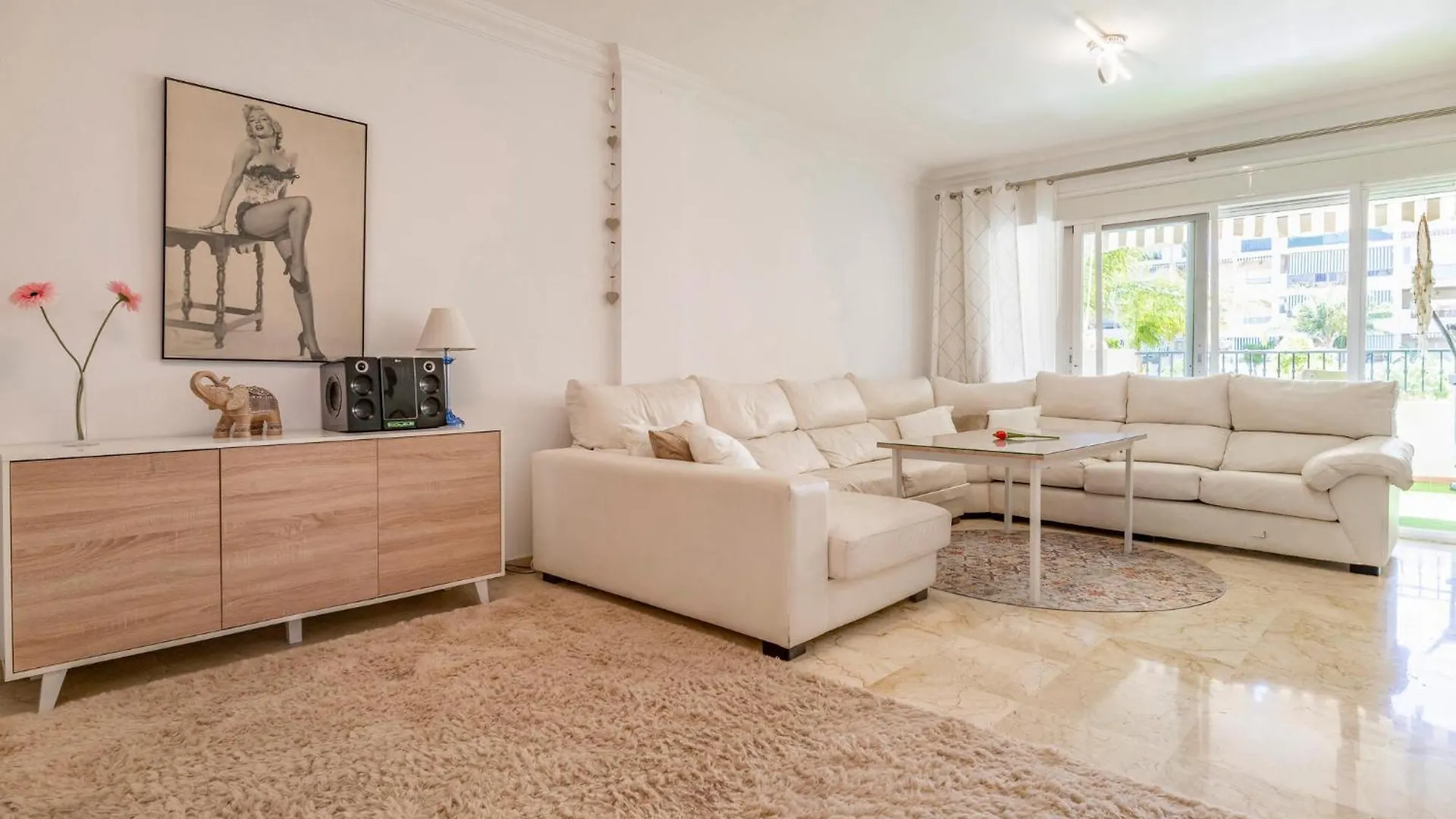 Humera Beautiful Apartment In Las Lagunas De Mijas ספרד